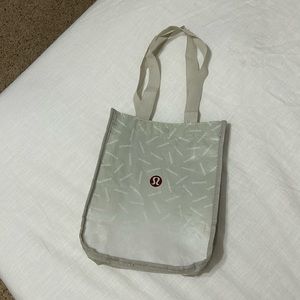 Lululemon tote bag